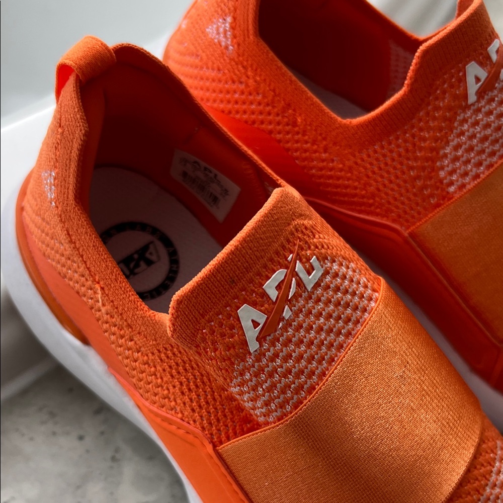 APL TechLoom Bliss Sneakers - Picture 7 of 7